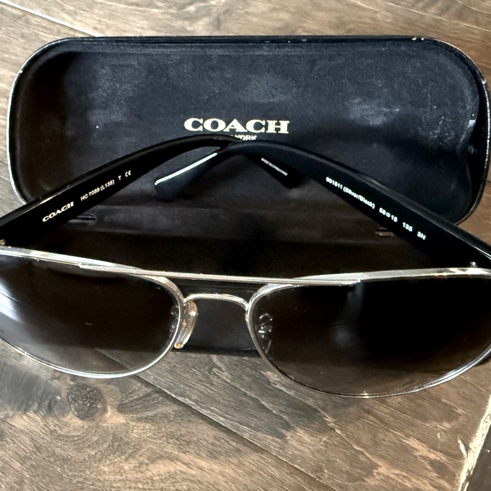 Coach Olivia Aviator Black Sunglasses